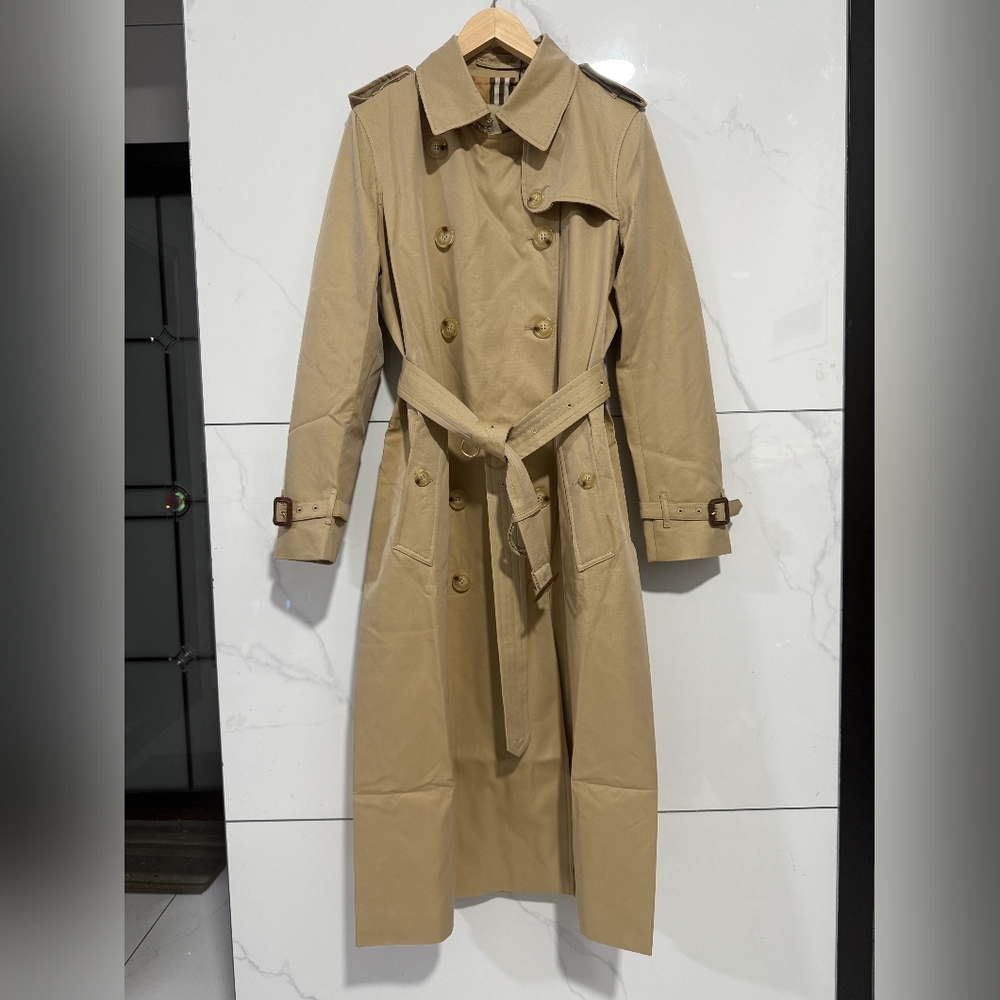 Burberry Tan Trench Coat for Women